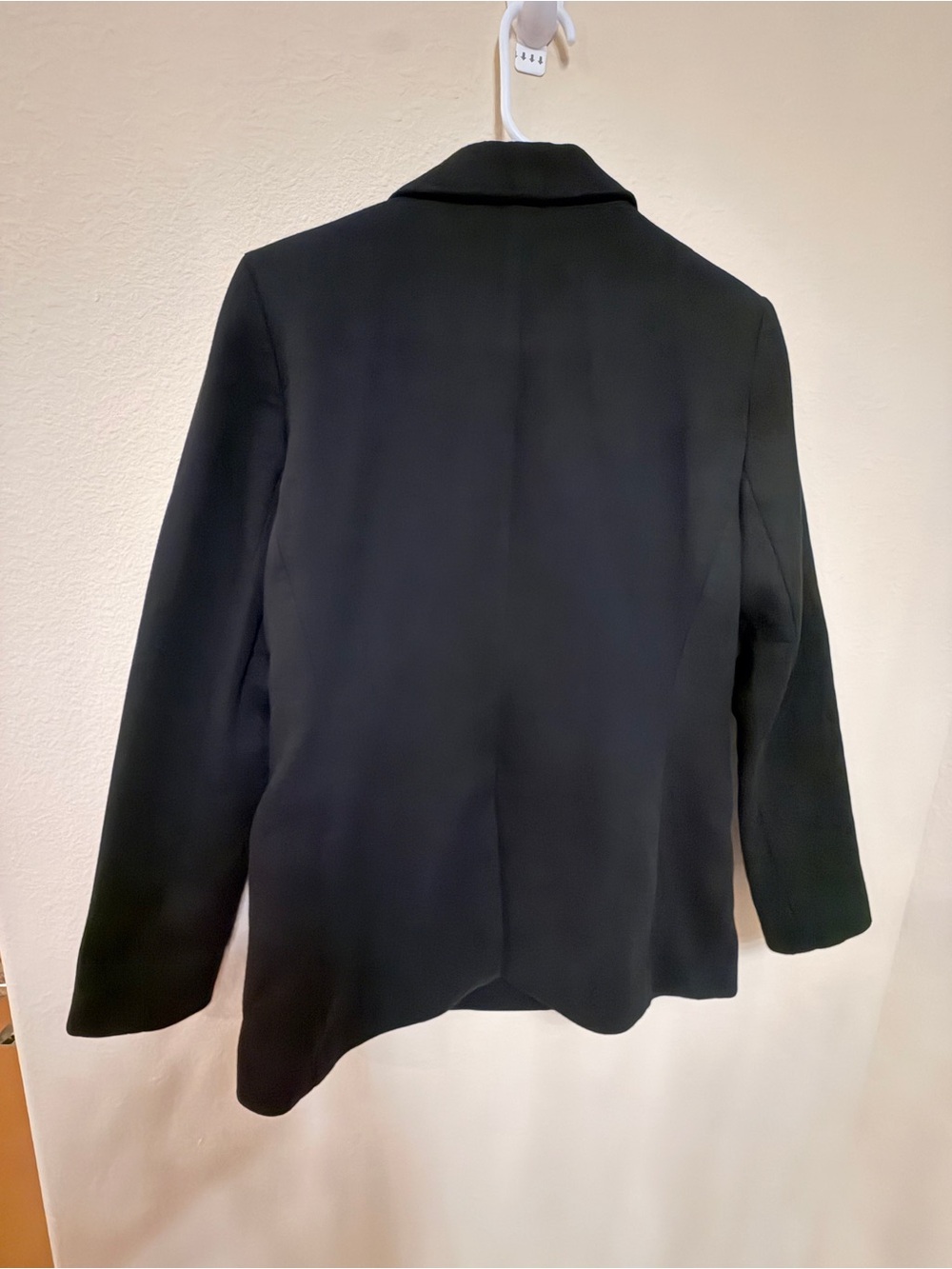 Saint+Sofia. Cambridge Crepe, Black Double-Breasted Blazer. Excellent condition - Picture 2 of 16